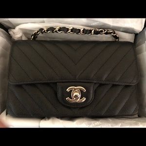 **SOLD**BNIB Auth. Chanel Chevron Mini Rectangular